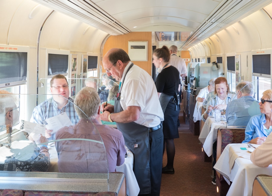 VIA Rail Canada, spisevogna